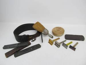 lot 182 image: Vintage & Antique Shaving Items & Safety Razors