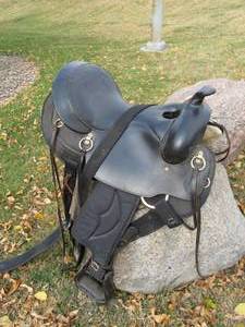 lot 248 image: Heavy Duty Hand Made Leather KING SERIES by Tough 1 Horse Saddle 