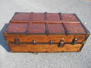 lot 320 image: Antique Wardrobe Trunk