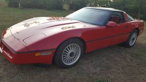 lot 1 image: 1987 Chevy Corvette with a removable hardtop. 69,000 miles  Sweet Ride