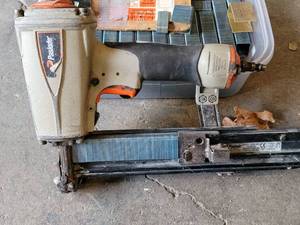 lot 5 image: Paslode 16 Gauge Pneumatic Stapler