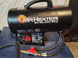 lot 6 image: Mr. Heater 30 to 60,000 BTU Propane Fueled Heater