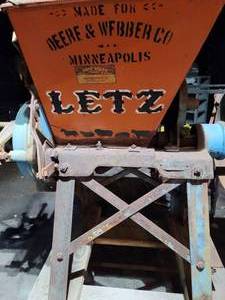 lot 11 image: Antique Letz Corn Grinder