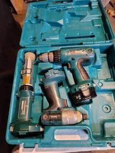 lot 22 image: Makita 14.4v Tool Set in Case