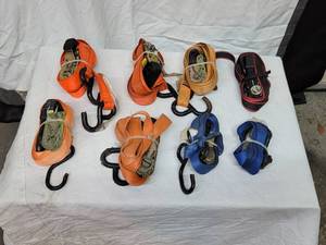 lot 63 image: 8 Load Rachet Straps