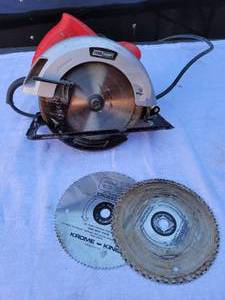 lot 96 image: Tool Shop & 14 inch Skill Saw
