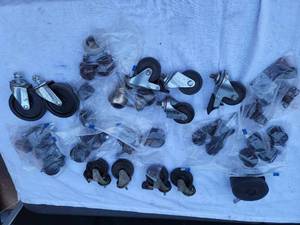 lot 114 image: Higher Quality Miscellaneous Casters