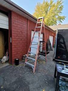 lot 85 image: Keller K Pro Model 970 Step Ladder