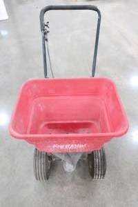lot 19 image: Earthway Spreader