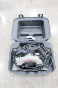 lot 37 image: Porter-Cable Circular Saw
