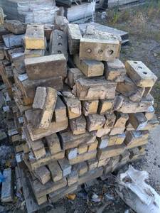 lot 56 image: Pile of Vintage Reclaimed Bricks (Chicago bricks)