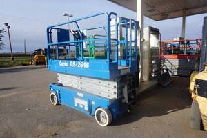 2000 Genie GS2646 Electric Scissors Lift