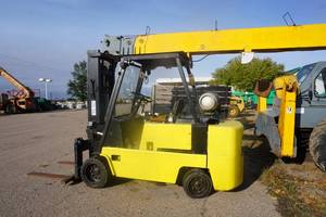 Clark Large Capacity Propane Fuel Fork Lift