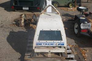 2000 Tremix Model MV440 Walk Behind Plate Packer