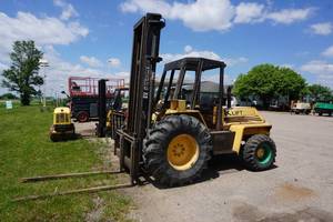 Lift King Model 6M42 Rough Terrain Fork Lift