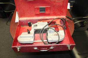 lot 22 image: Milwaukee Heavy Duty Band Saw, Case