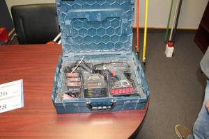 lot 26 image: Bosch 18V Cordless Drill, Battery(4), Charger, Case