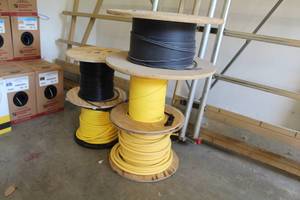 lot 70 image: Lot of (5 Spools) Single- and Multi-Mode Fiber Optics Spools