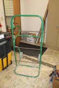 lot 81 image: Greenlee Wire Cart 911