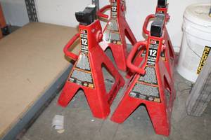lot 60 image: Lot of (2) Torin Big Red Jacks Double Locking Jack Stands 12-Ton