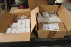 lot 77 image: Lot of (2 Boxes) Coax Splitters Various Ports