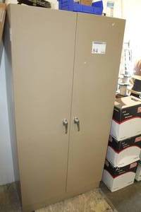 lot 84 image: Metal Office Storage Cabinet 2-Door 5-Shelf