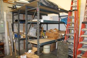 lot 3 image: Lot of (2) Pallet Racking Shelving Units with Uprights(4) and Beams(16)