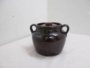 Stoneware cookie jar