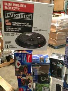 lot 5 image: PALLET WITH ASSORTED HOUSEHOLD ITEMS SUCH AIR PURIFERS HUMIDFIERS MOP SET SURFACE CLEANER SEE PICS