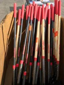 lot 27 image: ASSORTED PALLET OF RAZORBACK SHOVELS SEE PICS