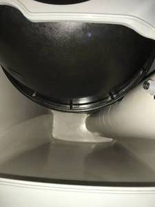 lot 31 image: WATERBOSS 36,400-Grain Water Softener System see pics