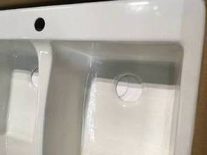 lot 46 image: KOHLER ENAMELED CAST IRON DOUBLE SINK SEE PICS