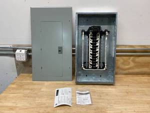 lot 73 image: GE PowerMark Gold 125 Amp 24-Space 24-Circuit Indoor Main Breaker Circuit Breaker Panel