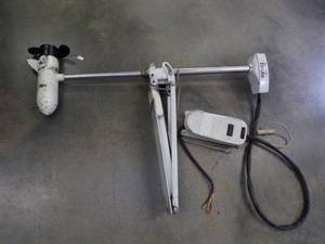 lot 6 image: Motor Guide Trolling Motor