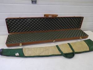 lot 25 image: Pair of Gun Cases