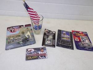 lot 41 image: Dale Earnhardt  Collectables