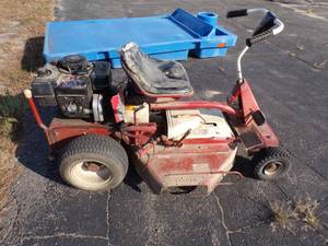 lot 45 image: Snapper Lawn Mower