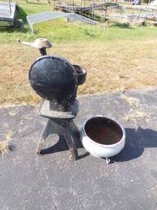 lot 60 image: Cream Separator