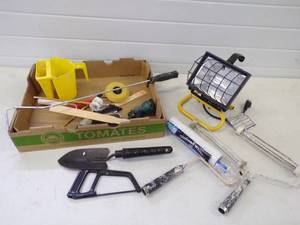 lot 67 image: Painting Supplies and Work Light