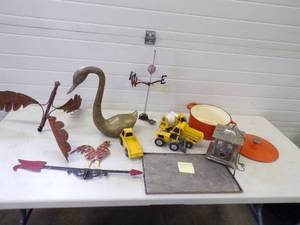 lot 72 image: Brass Swan, Food Network Pot, Vintage Wind direction, Vintage Toys and more