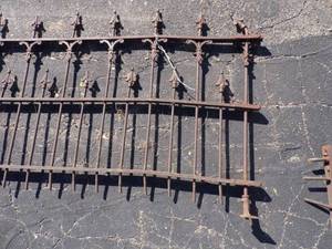 lot 127 image: Antique Vintage Ornate Wrought Iron Fence