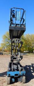 lot 11 image: 1998 Genie GS2032 Scissor Lift