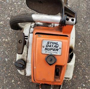 lot 36 image: Stihl 041AV Chainsaw
