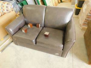 lot 2 image: RV Brown Leather Loveseat