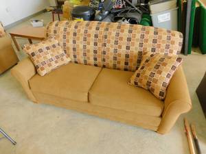 lot 3 image: RV Multi Colored Loveseat with Pillows