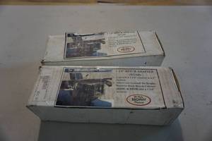 lot 98 image: 2 RV Brophy 1-14 Hitch Adapters