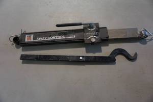 lot 123 image: Eaz Lift RV Adjustable Sway Control