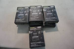 lot 128 image: 4 Fusion Marine Bluetooth Modules