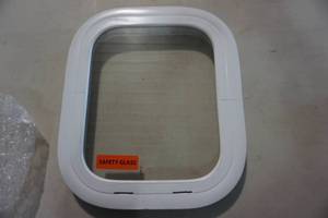 lot 129 image: RV Window