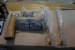 lot 143 image: 3 RV Dometic 17 Shower Dri Bars  2 AP RV Folding Table Legs